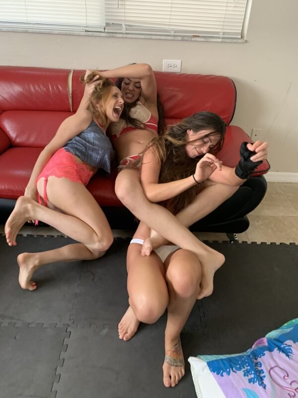 Aaliyah vs Tylee and Rose: Sleepover Gone Bad - Image 4