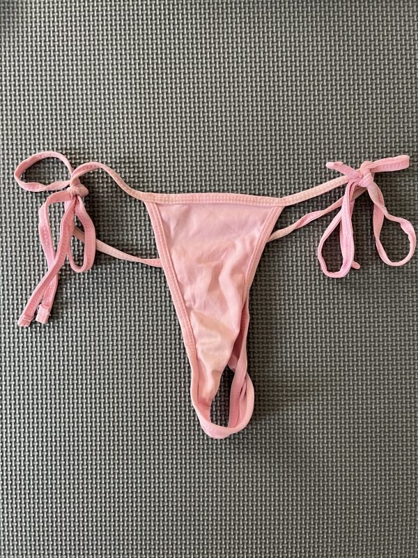 Natalia's Bikini from Ama vs Scarlett & Natalia: Come On Scarlett - Image 4